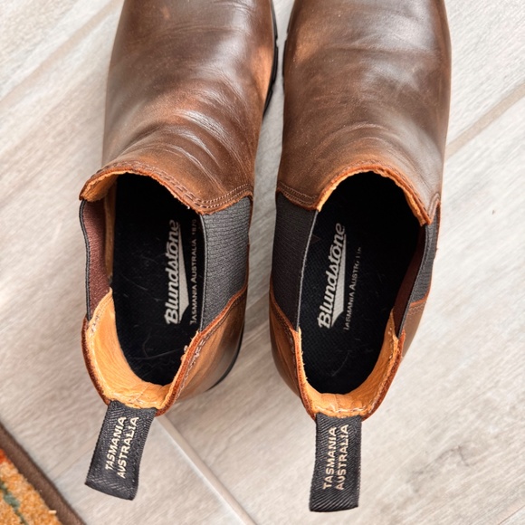 Blundstone Brown Ankle Boots - Picture 7 of 7